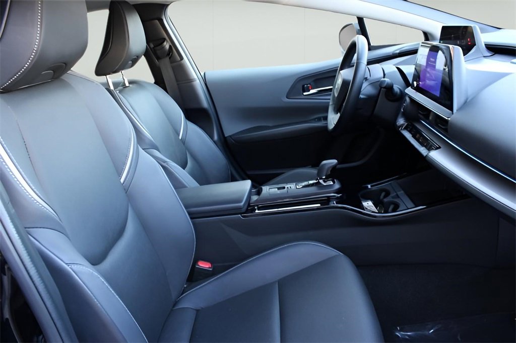 Certified 2023 Toyota Prius XLE image 23