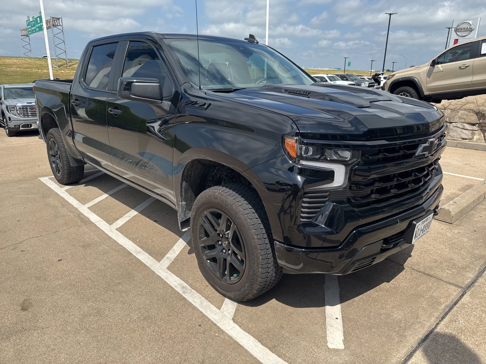 Used 2026 Chevrolet Silverado 1500 LT Trail Boss w/ Convenience Package II image 7