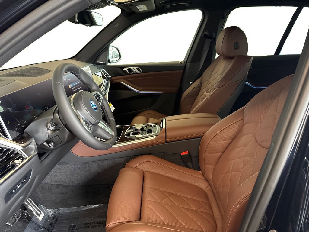 New 2026 BMW X5 xDrive50e w/ M Sport Package image 9