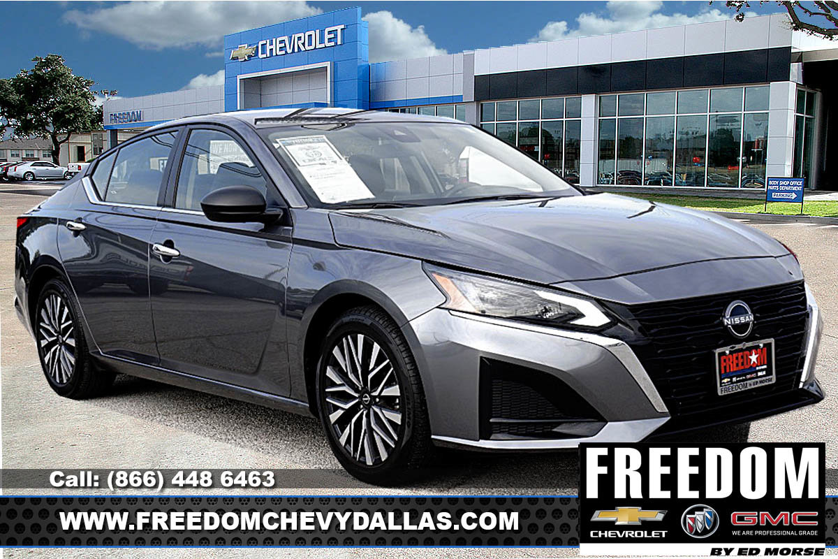 Used 2024 Nissan Altima 2.5 SV