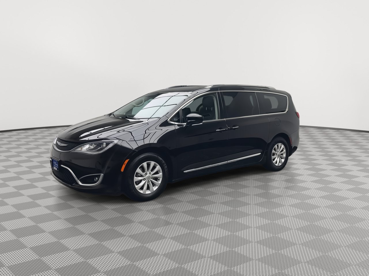 Used 2019 Chrysler Pacifica Touring-L FWD image 35