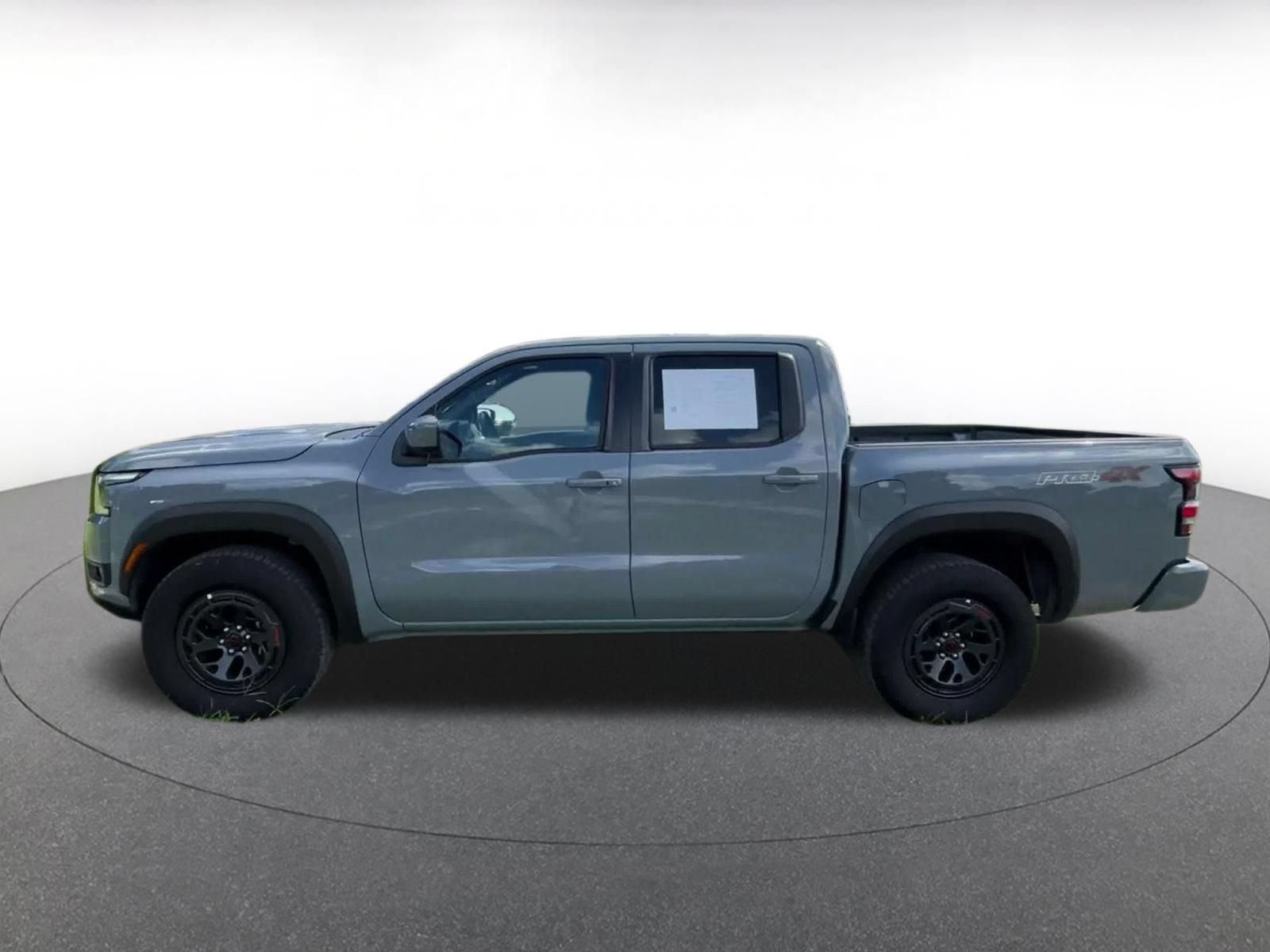 Used 2026 Nissan Frontier PRO-4X AWD/4WD image 9