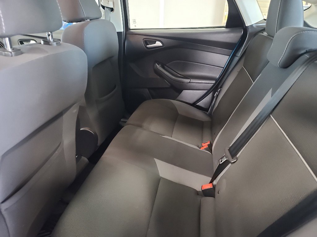 Used 2014 Ford Focus SE image 7