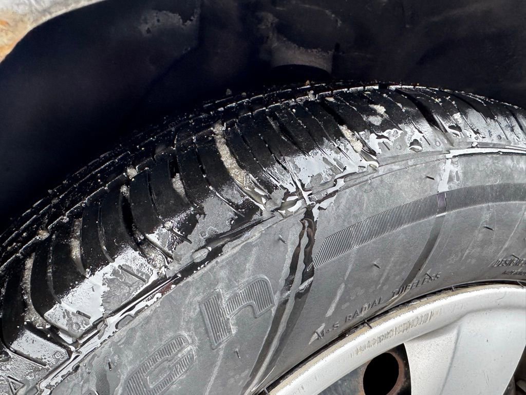 Used 2010 Kia Optima LX image 36