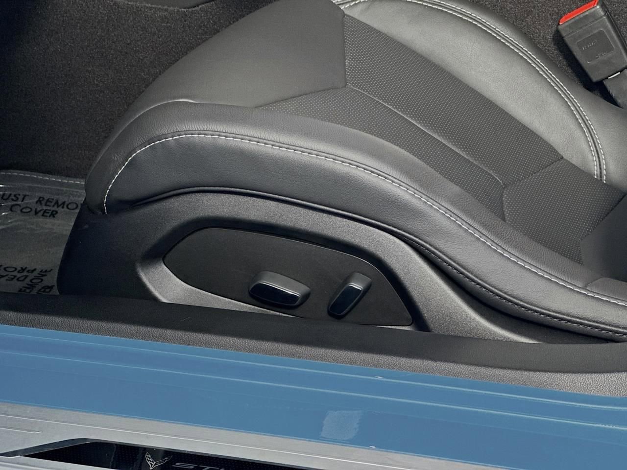 Used 2024 Chevrolet Corvette Stingray Coupe w/ 1LT image 28