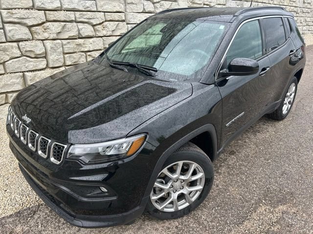 Used 2024 Jeep Compass Latitude
