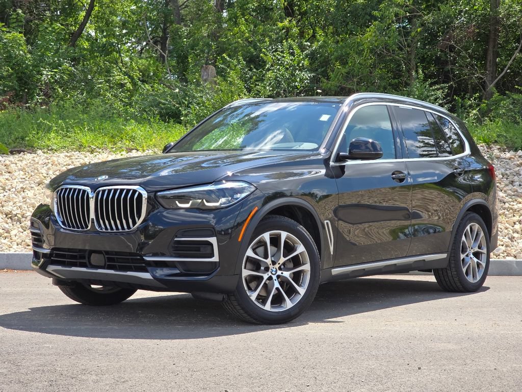 Used 2022 BMW X5 xDrive40i AWD/4WD image 2