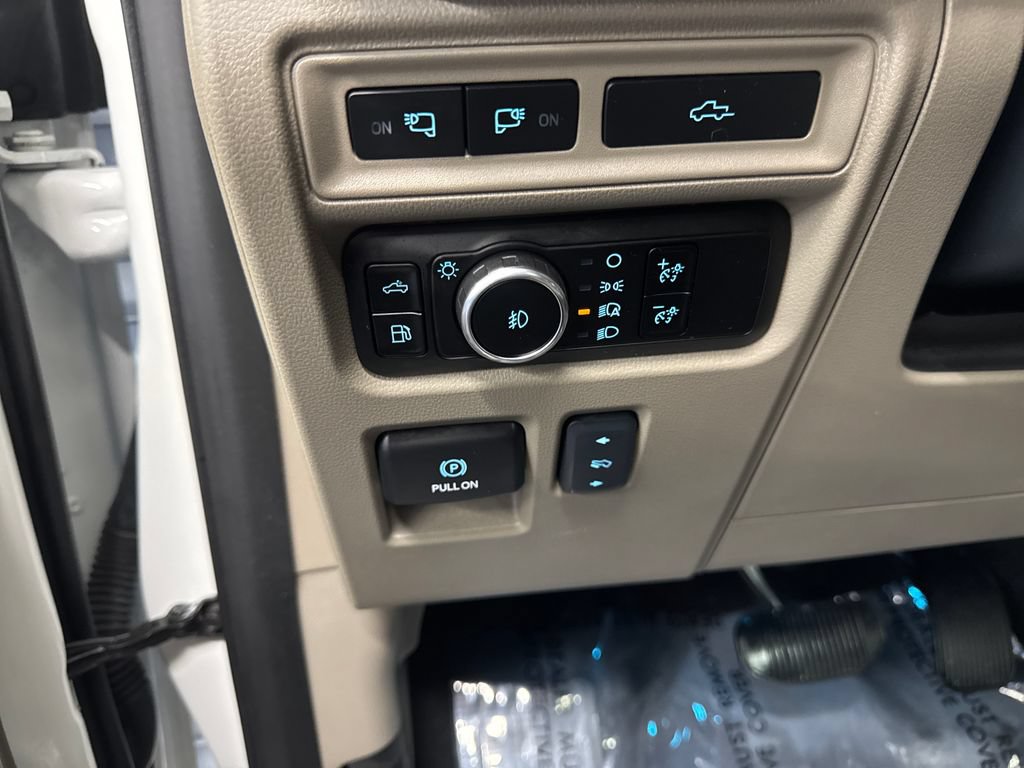 Used 2024 Ford F150 Platinum w/ Equipment Group 703A Plus AWD/4WD image 46