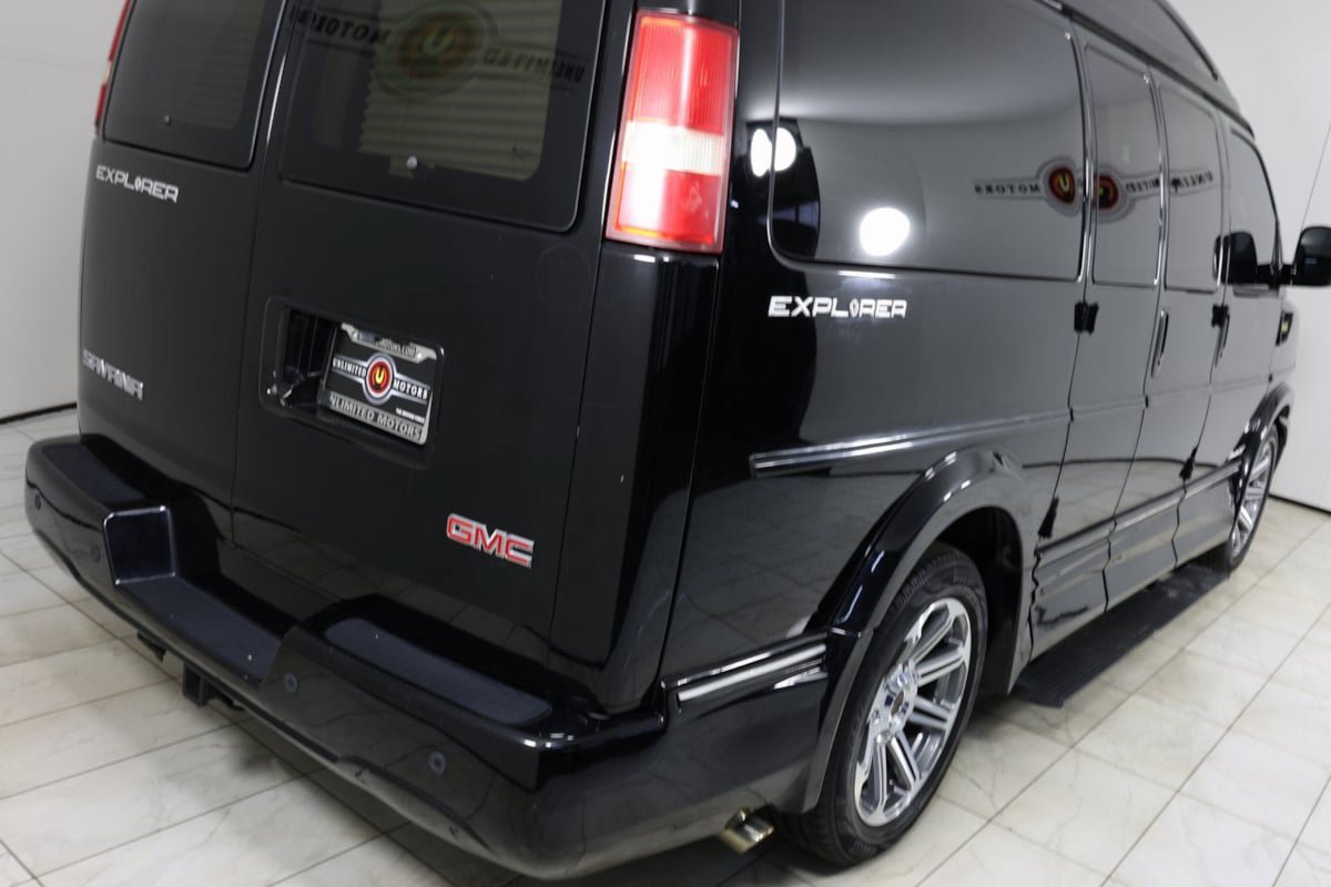 Used 2016 GMC Savana 2500 RWD image 39