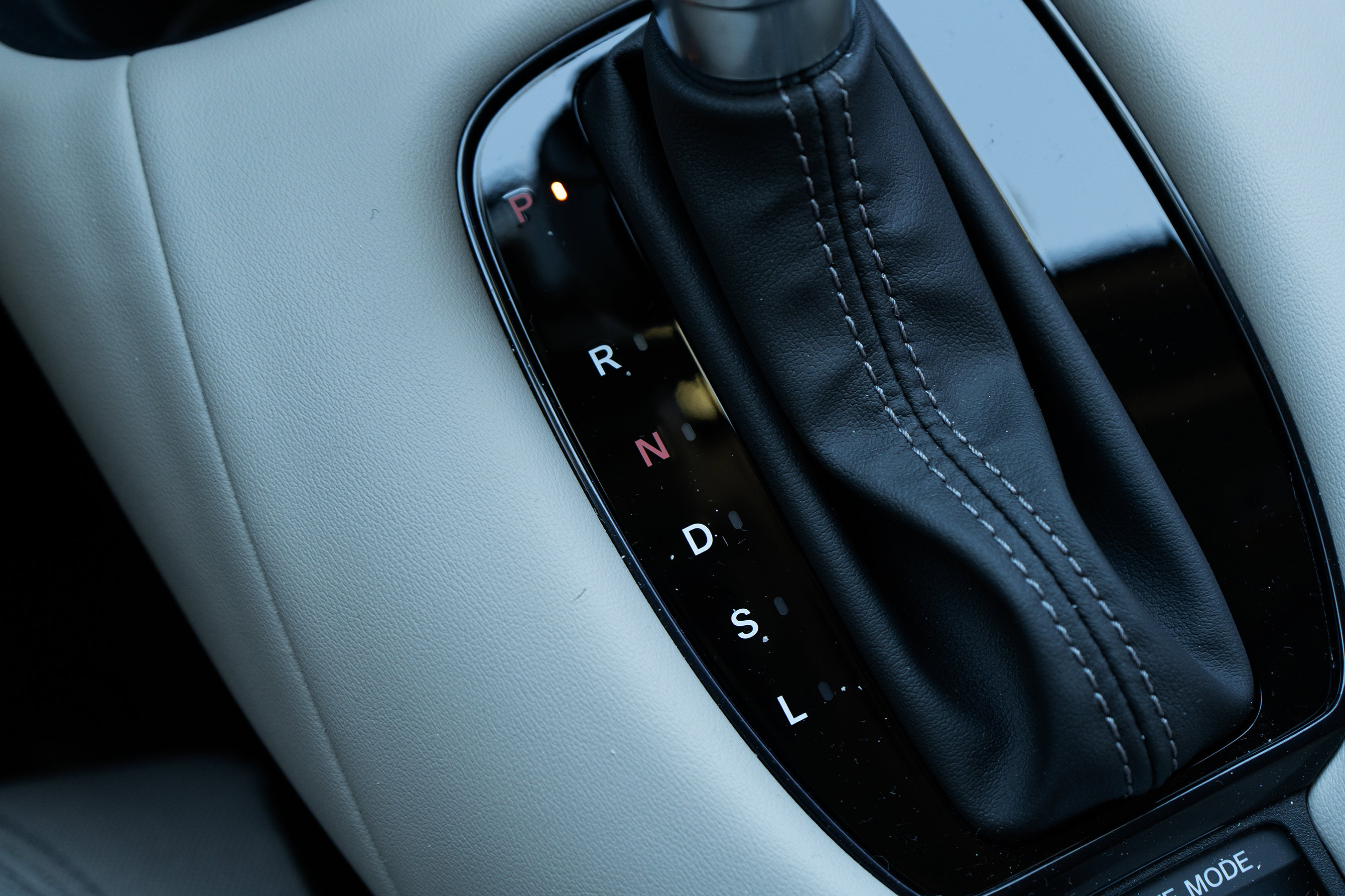 Certified 2026 Honda HR-V LX image 30