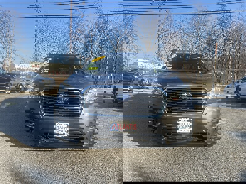 Used 2020 Subaru Ascent Premium w/ Convenience Package image 2