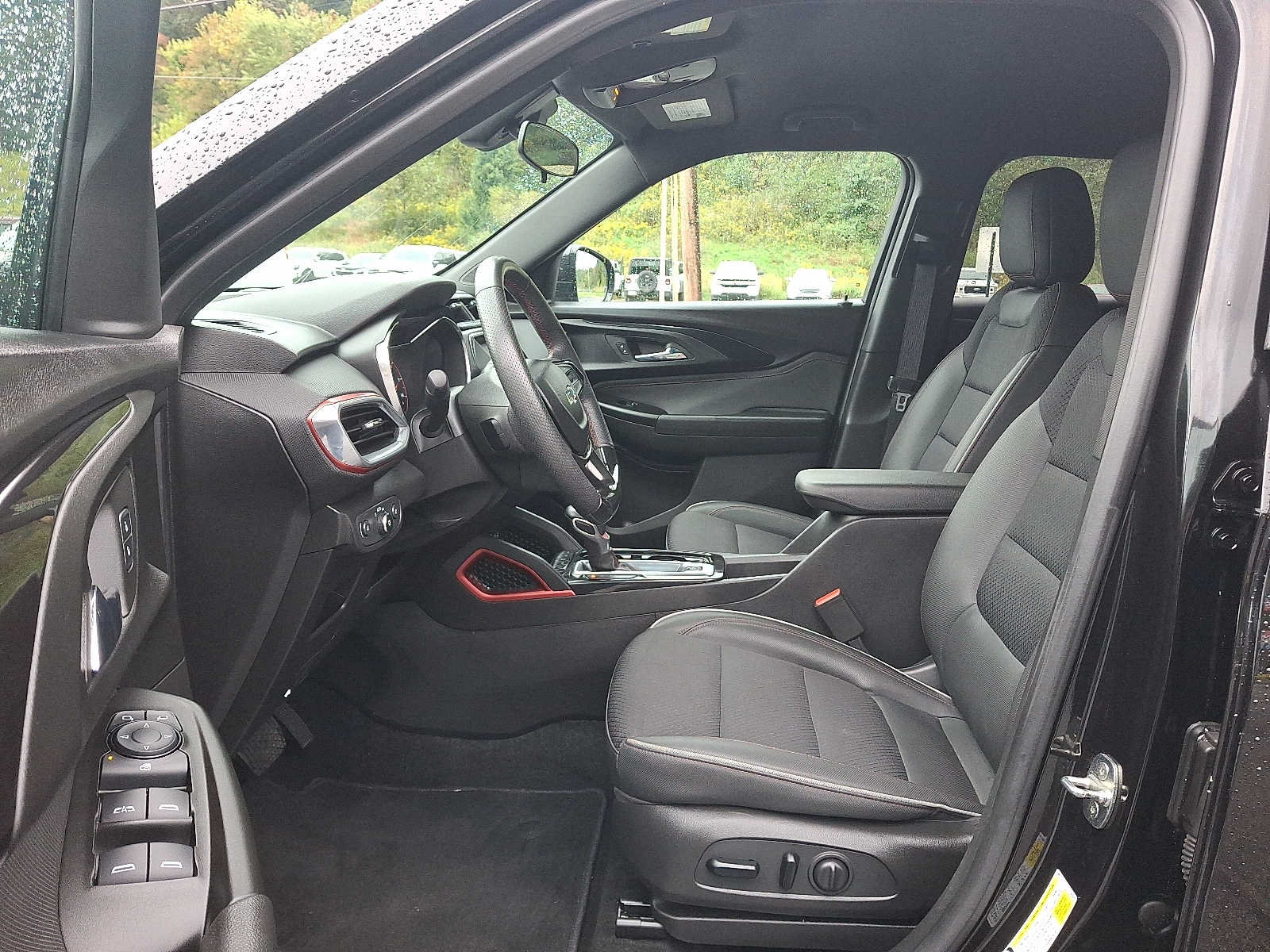 Used 2023 Chevrolet TrailBlazer RS AWD/4WD image 13
