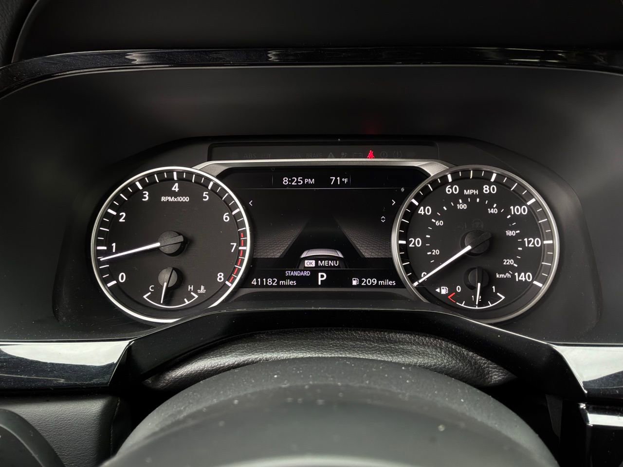 Used 2025 Nissan Pathfinder SV FWD image 40