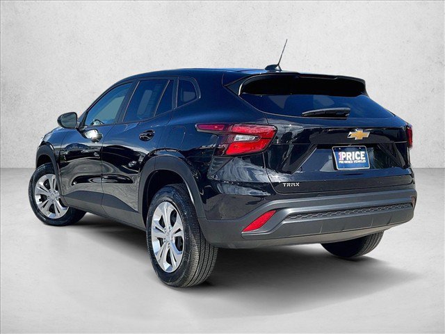 Certified 2026 Chevrolet Trax LS FWD image 13