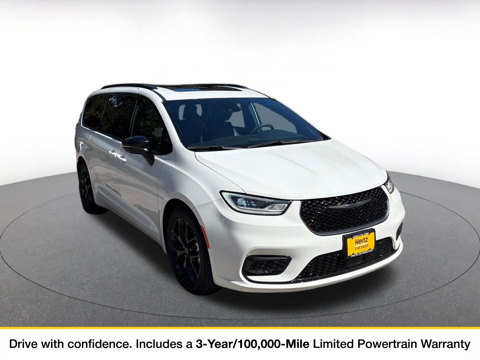 Used 2025 Chrysler Pacifica Limited