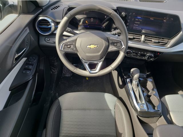 New 2026 Chevrolet Trax LT w/ Driver Confidence Package FWD image 11