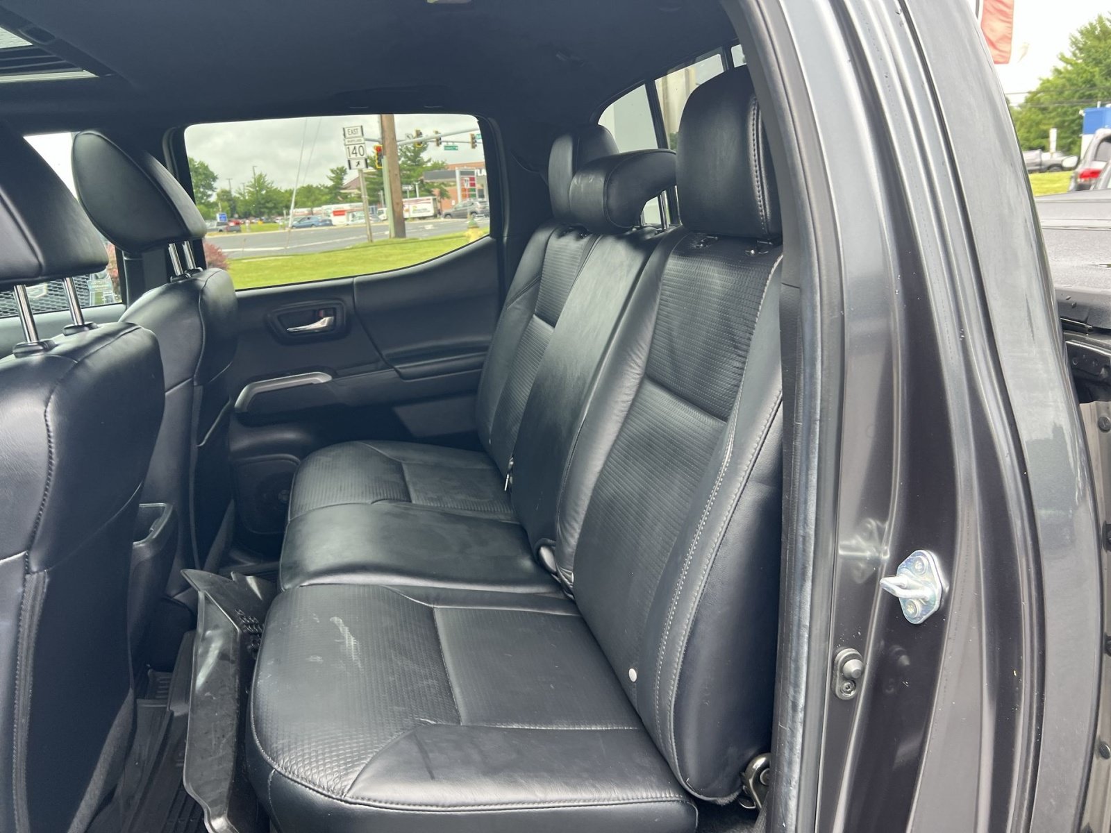 Used 2022 Toyota Tacoma Limited w/ Nightshade Package AWD/4WD image 25
