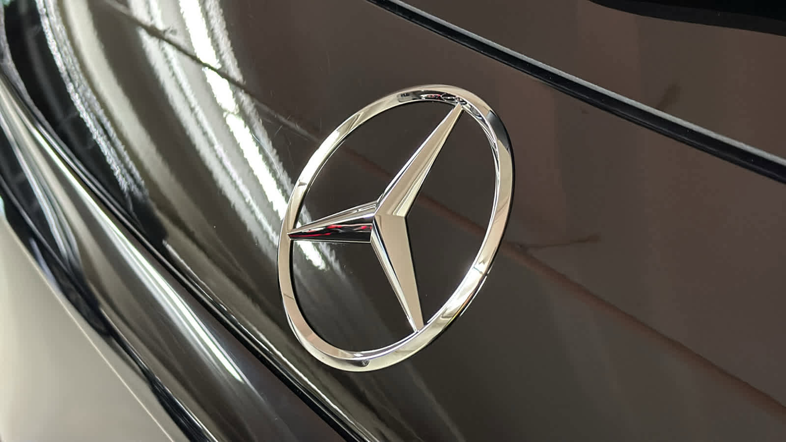 Certified 2025 Mercedes-Benz GLC 300 4MATIC image 8