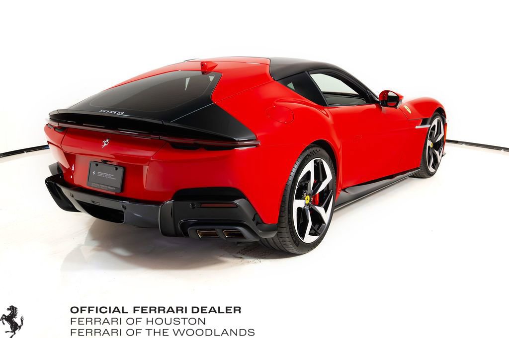Used 2025 Ferrari 12Cilindri image 7