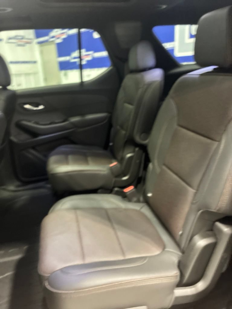 Used 2023 Chevrolet Traverse High Country w/ LPO, Floor Liner Package AWD/4WD image 36