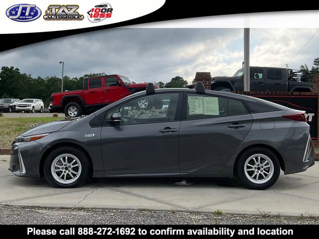 Used 2022 Toyota Prius Prime LE image 4