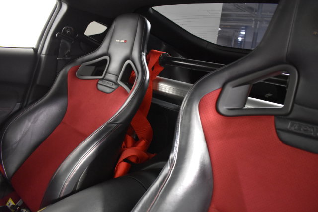 Used 2019 Nissan 370Z NISMO RWD image 30