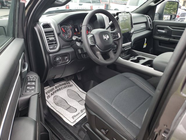 New 2026 RAM 2500 Big Horn AWD/4WD image 12