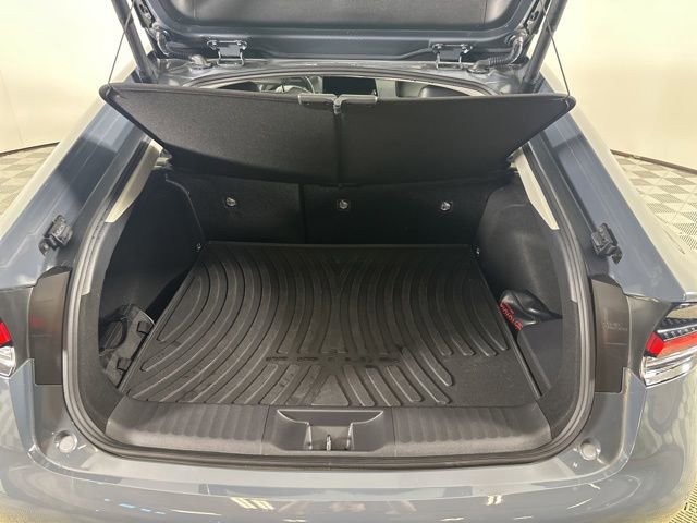 Used 2024 Toyota Prius Limited AWD/4WD image 10