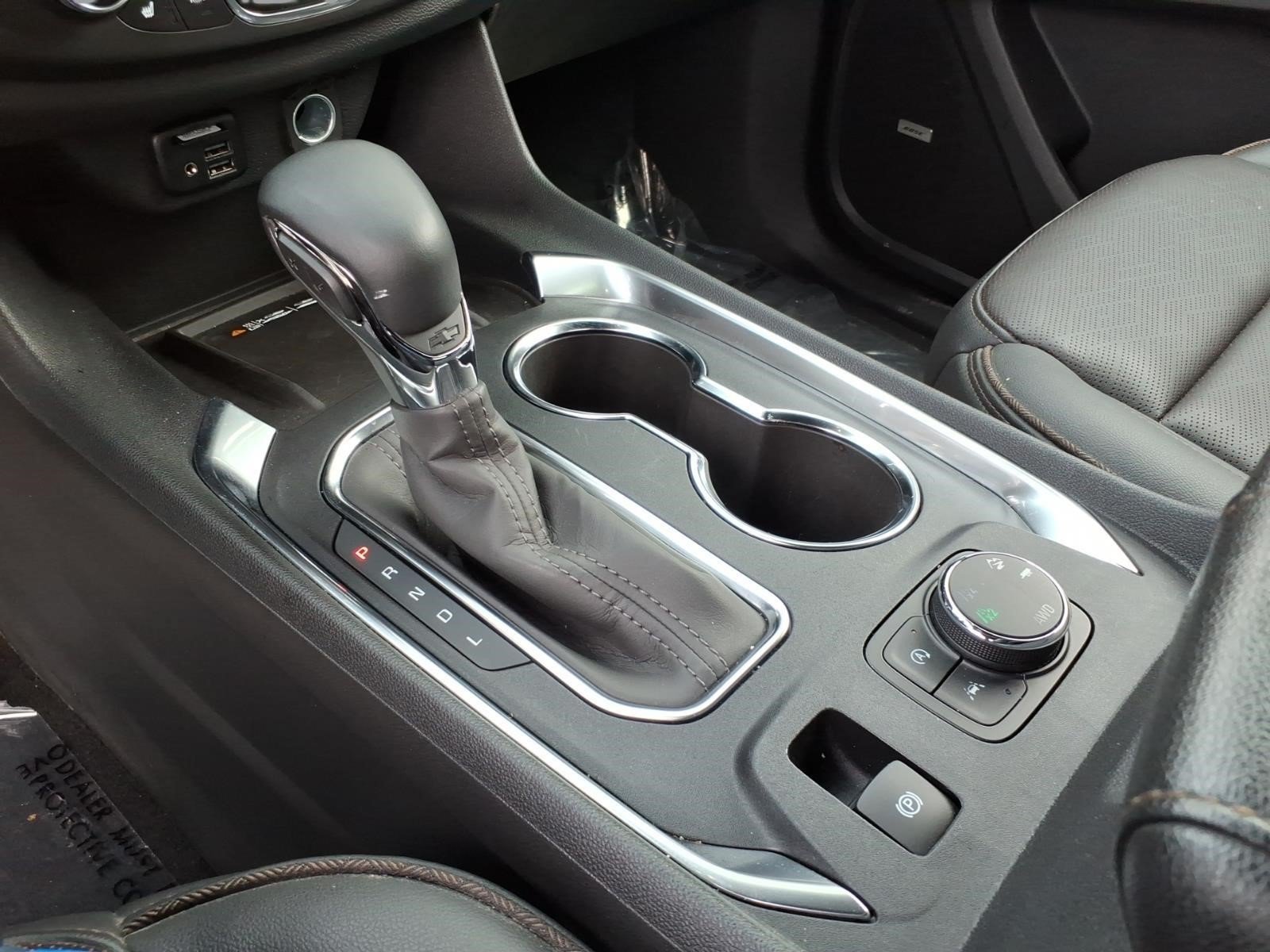 Used 2023 Chevrolet Traverse High Country AWD/4WD image 19