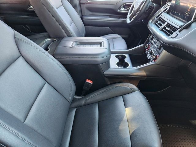 Used 2023 Chevrolet Suburban Z71 w/ Luxury Package image 19