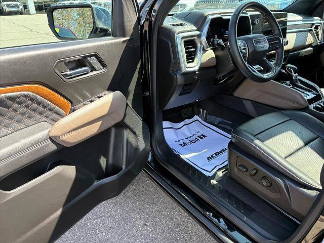Certified 2024 GMC Canyon Denali AWD/4WD image 11