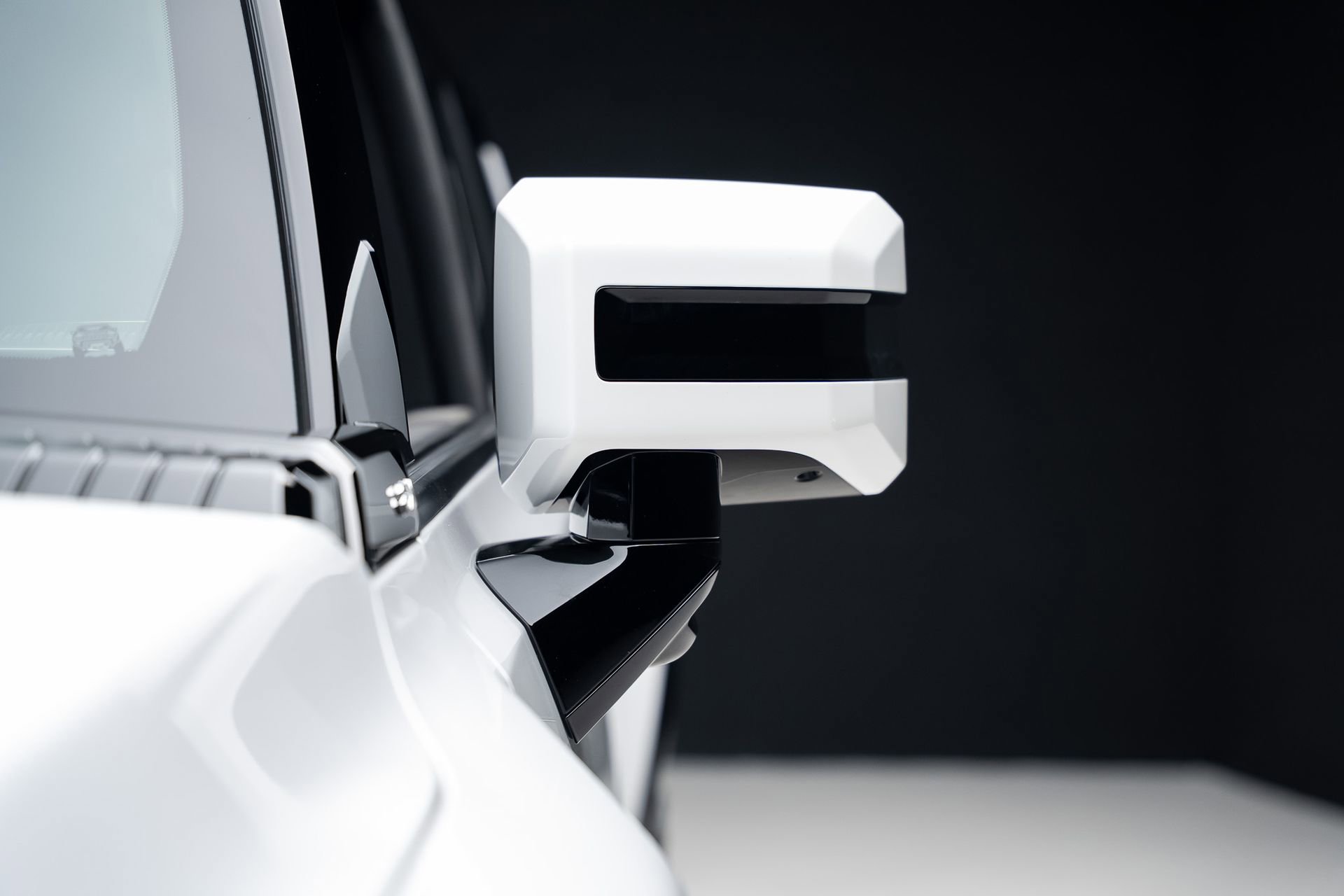 Used 2024 GMC Hummer EV 2X w/ Extreme Off-Road Package image 16