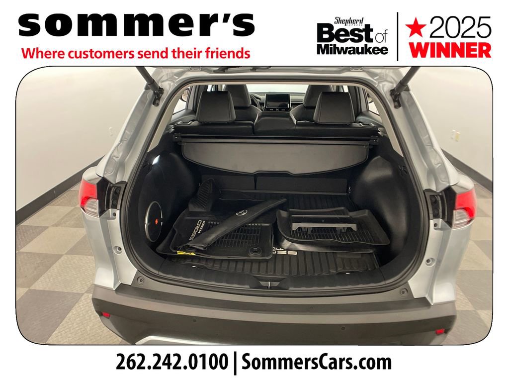 Used 2025 Toyota Corolla Cross XLE w/ Convenience Package image 20