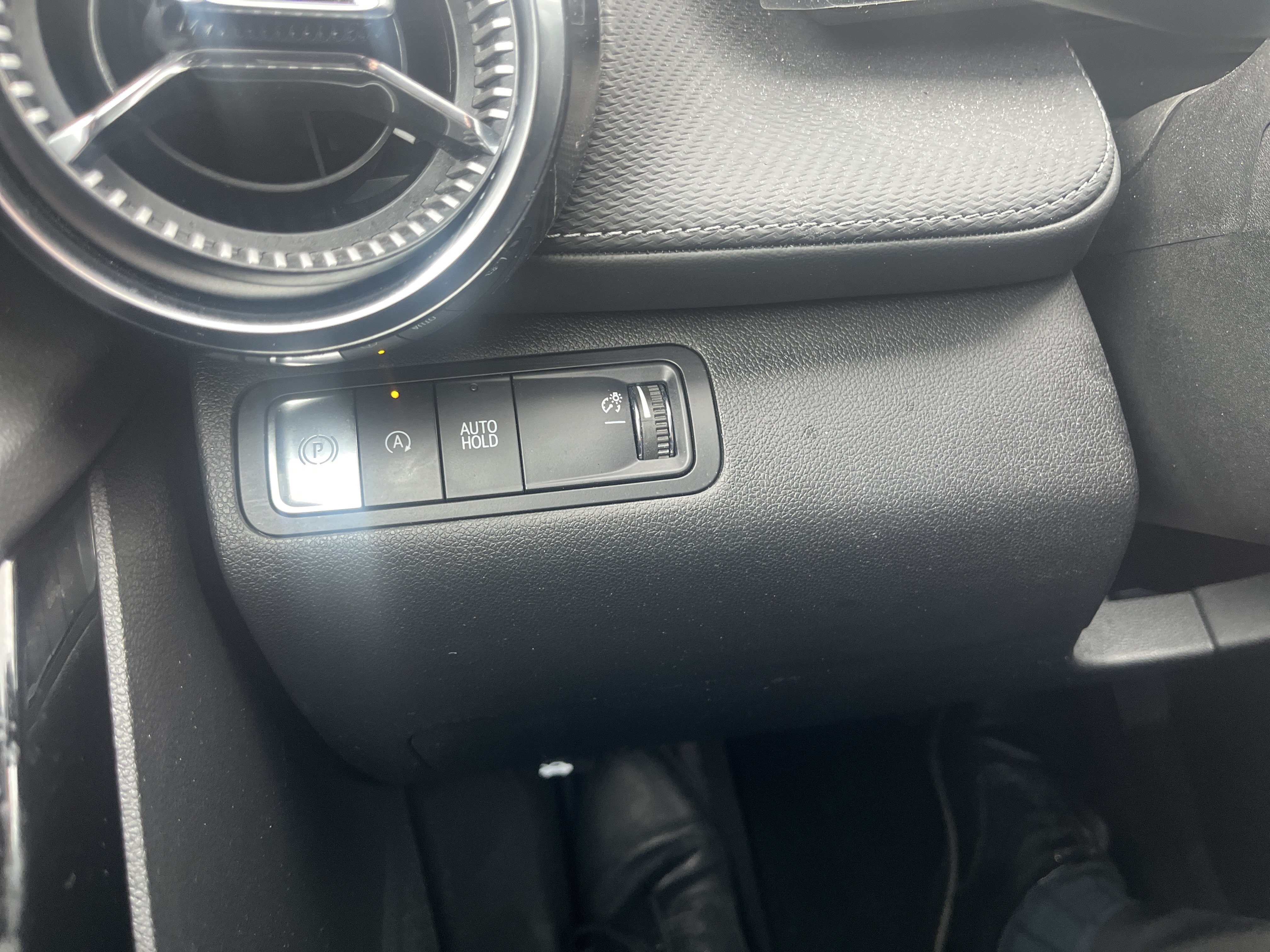 Used 2025 Chevrolet Equinox LT w/ Safety and Technology Package FWD image 19