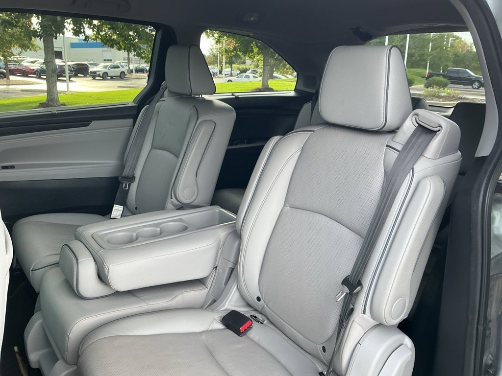 Used 2021 Honda Odyssey Elite image 40