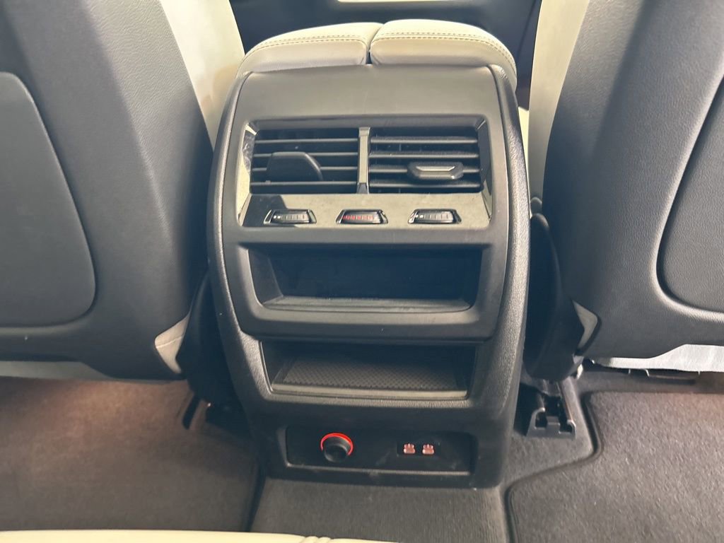 Used 2024 BMW X5 xDrive40i w/ M Sport Package image 32
