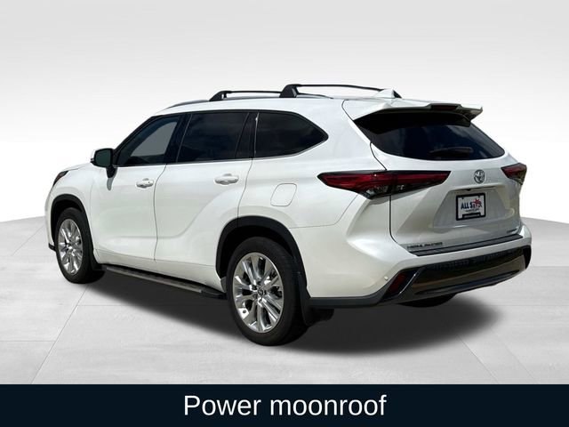 Used 2023 Toyota Highlander Limited image 7
