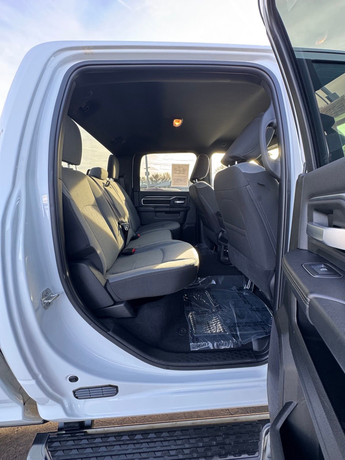 Used 2024 RAM 2500 Big Horn image 28