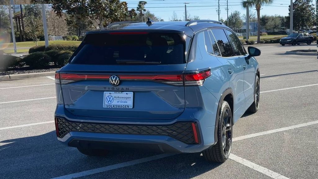 New 2026 Volkswagen Tiguan SE R-Line image 8