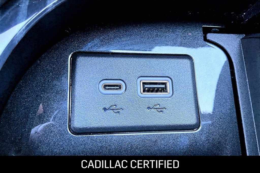Used 2024 Cadillac Escalade V w/ Heavy-Duty Trailer Package AWD/4WD image 33