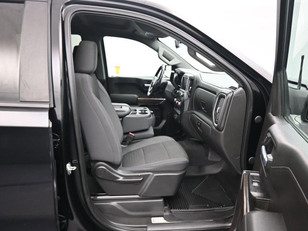 Used 2020 Chevrolet Silverado 1500 RST AWD/4WD image 47