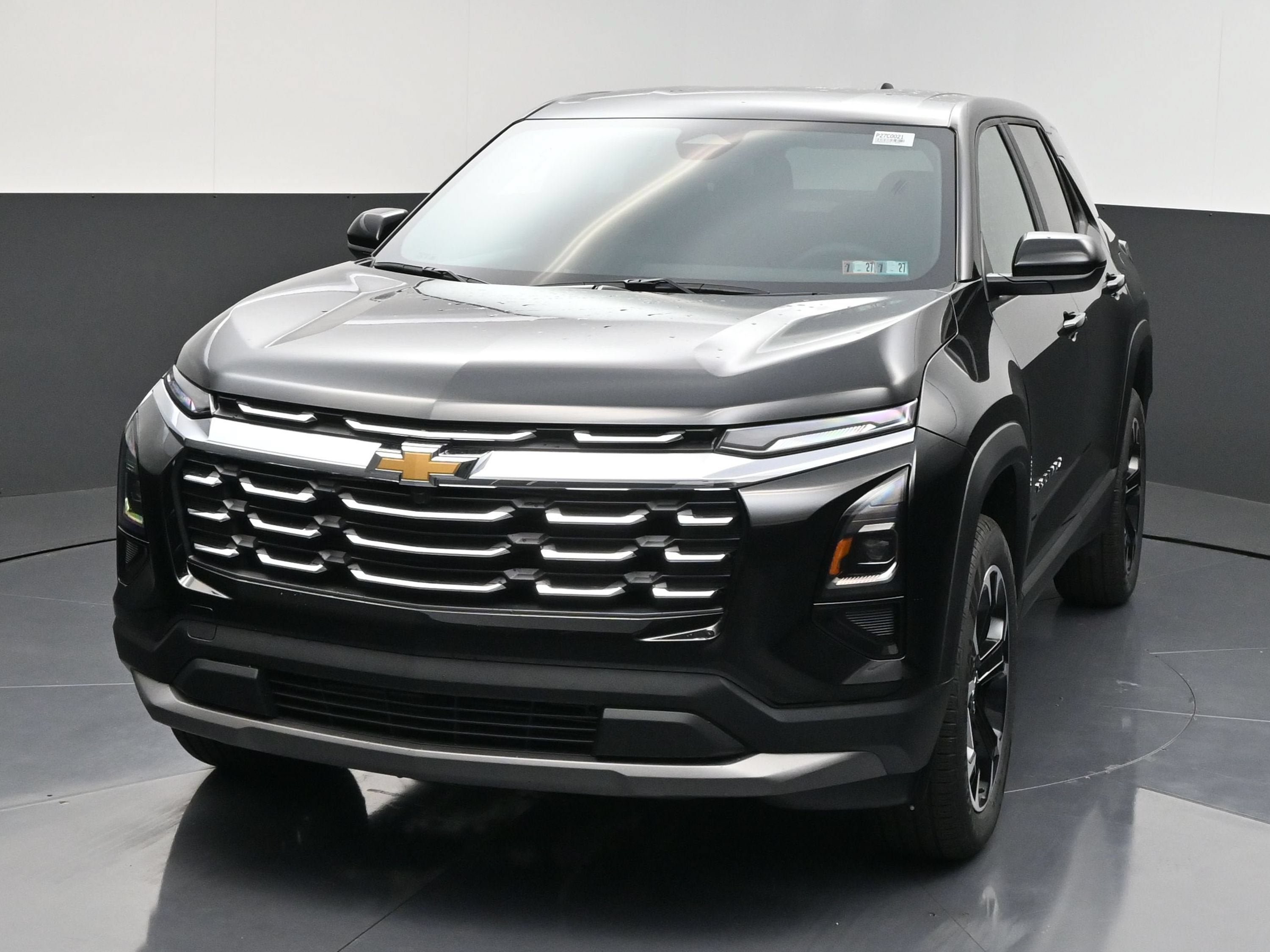 New 2027 Chevrolet Equinox LT w/ Convenience Package II FWD image 4