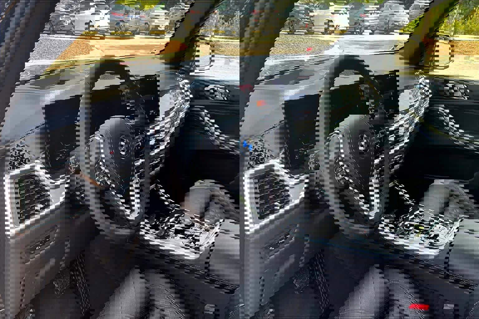 Used 2024 BMW X5 xDrive50e image 17