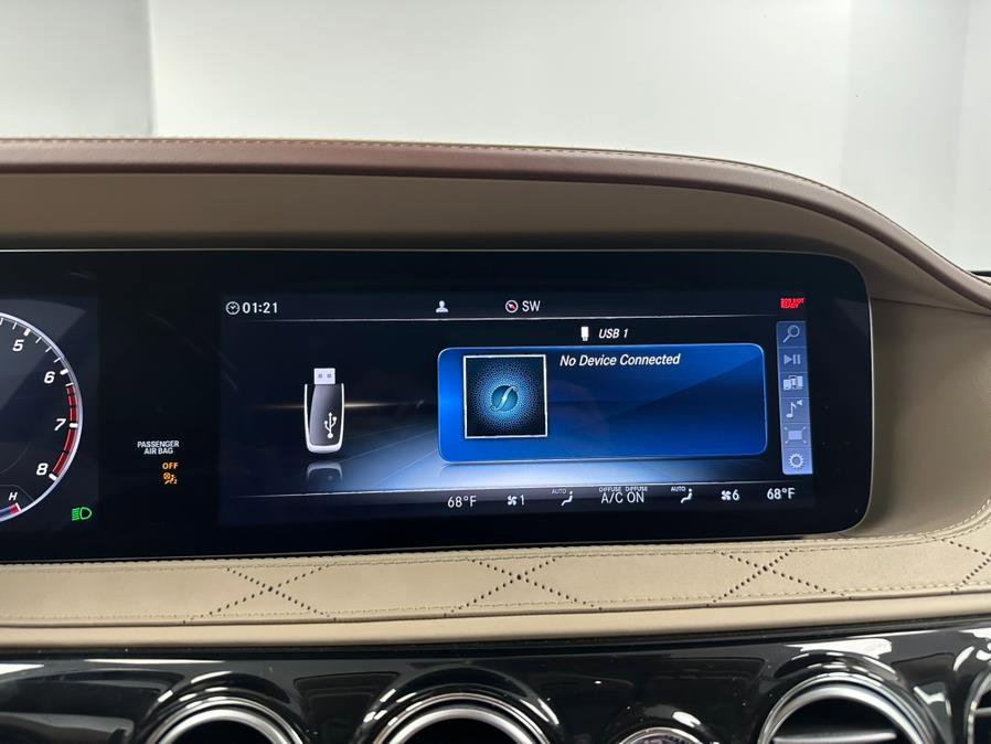 Used 2018 Mercedes-Benz S 560 4MATIC Sedan w/ AMG Line Exterior image 62