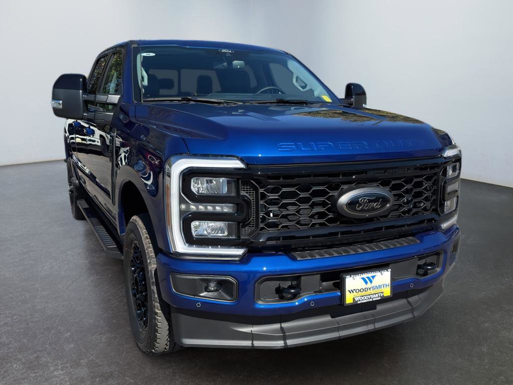 New 2026 Ford F350 Lariat w/ Black Appearance Package image 5