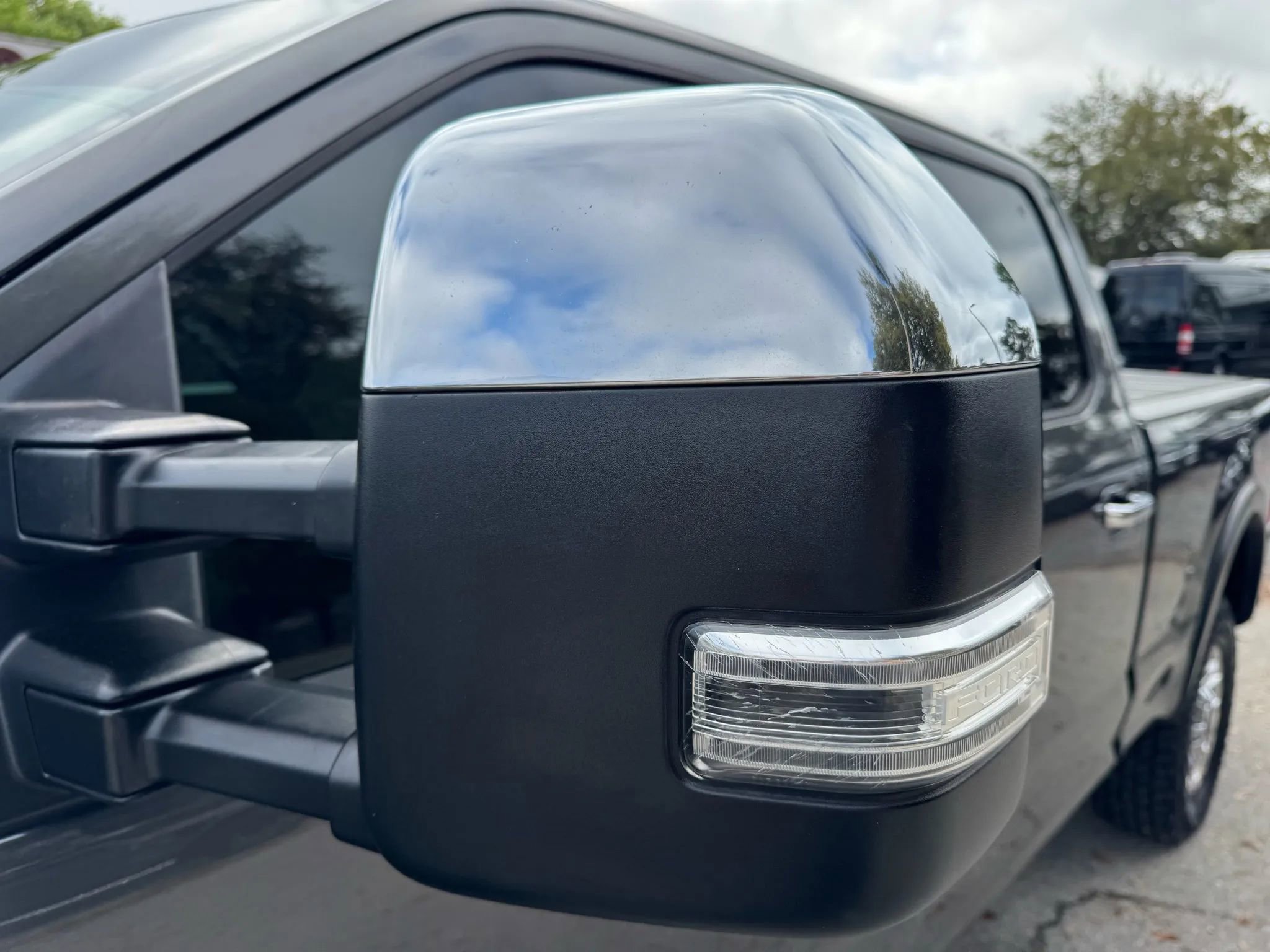 Used 2018 Ford F250 XLT w/ XLT Premium Package image 26