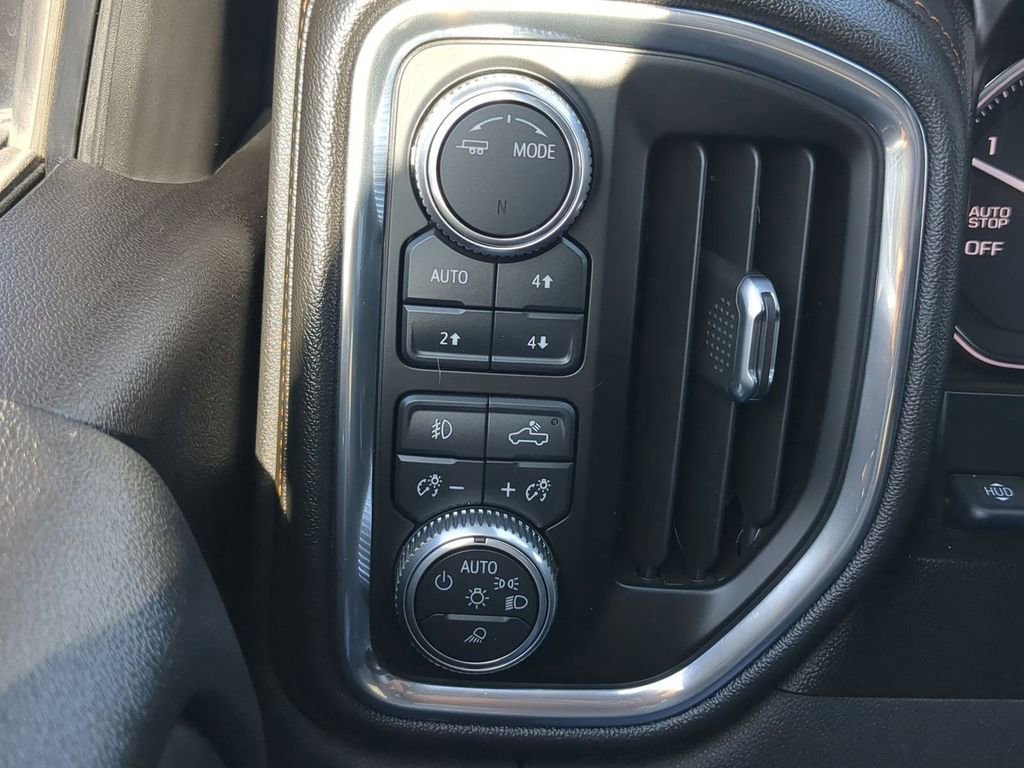 Used 2020 GMC Sierra 1500 AT4 w/ AT4 Premium Package AWD/4WD image 21