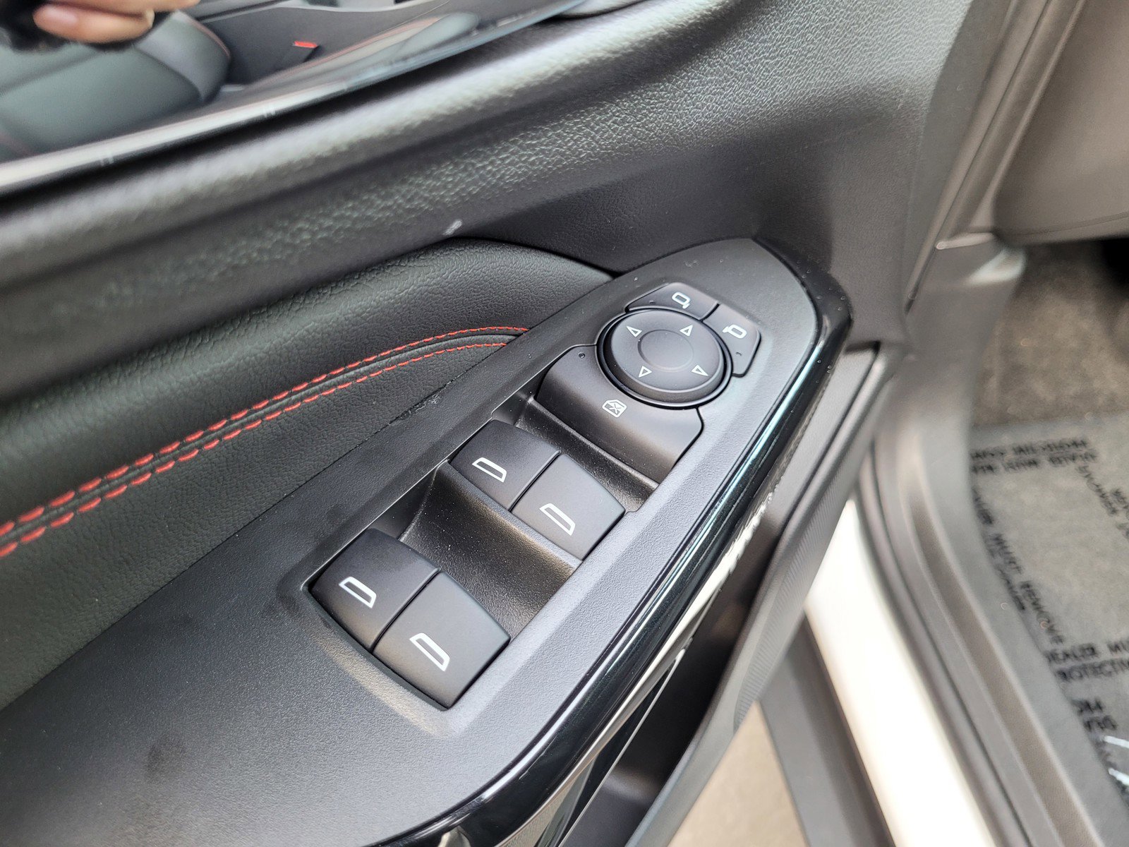 Used 2024 Chevrolet Trax RS image 26