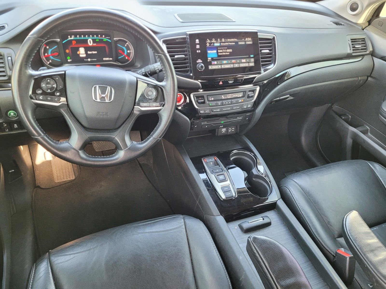 Used 2021 Honda Pilot Touring image 17
