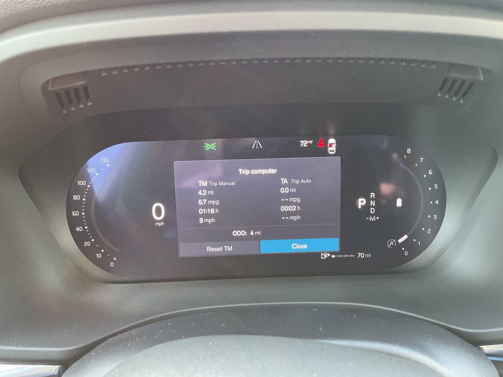 New 2026 Volvo XC60 B5 Plus w/ Protection Package Premier AWD/4WD image 28